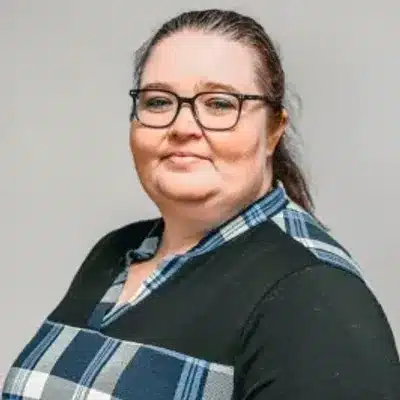 Insights From 25 Experts: How To Measure Personal Growth Using Real-Life Micro-Indicators 20 Karen Cleaver Featured